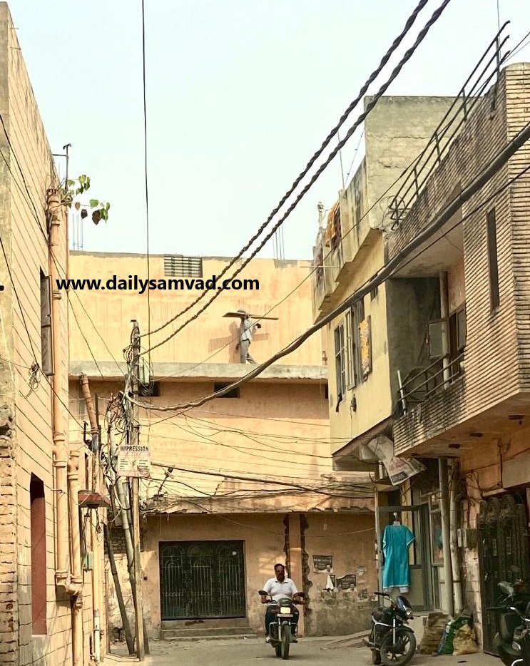 Illegal Building Makhdoompura