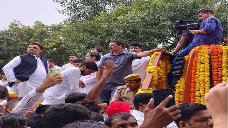 Mulayam Singh Yadav Cremation