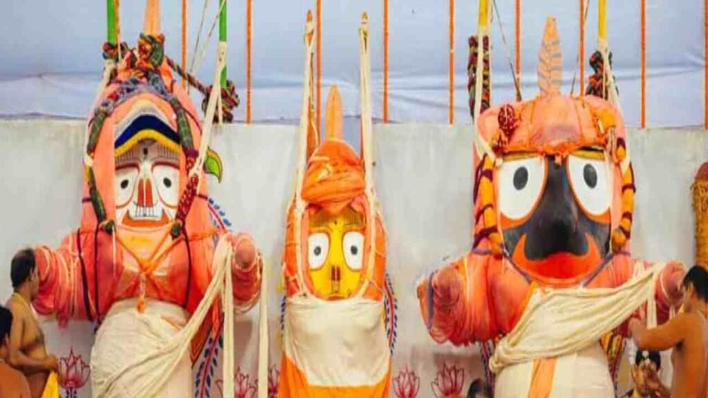 Lord Jagannath : भगवान जगन्नाथ 15 दिन तक क्यों रहते हैं एकांतवास में और उससे पहले क्यों होते है बीमार? जानें पूरी सच्चाई