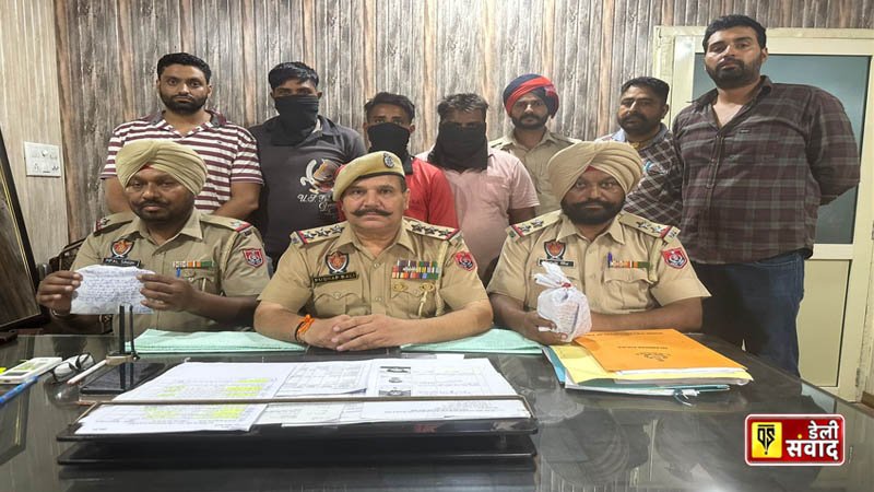 Police arrested 03 people with 225 grams of heroin, Rs 1 lakh in cash and a Creta car