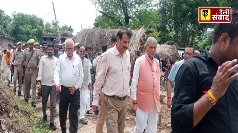 CM's eye on Operation Bhediya, Forest Minister reached Bahraich and met the victims