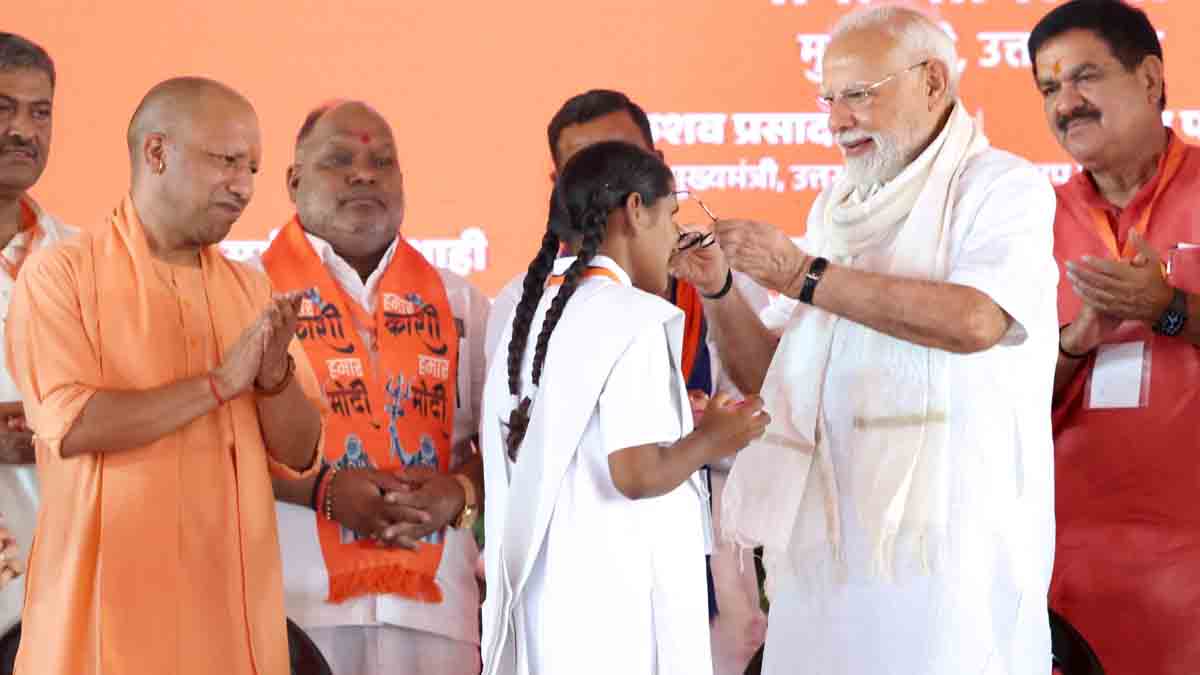PM Narendra Modi in Kashi News Update