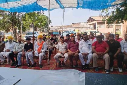 Jalandhar News: जालंधर में दूध हुआ 5 रुपए लीटर महंगा, 1 अप्रैल से पड़ेगी महंगाई की मार