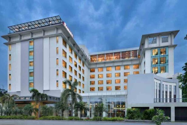 Hotels Tax Default: नगर निगम की बड़ी कार्रवाई, शहर के दो बड़े होटल Ramada और Marriott को किया सील